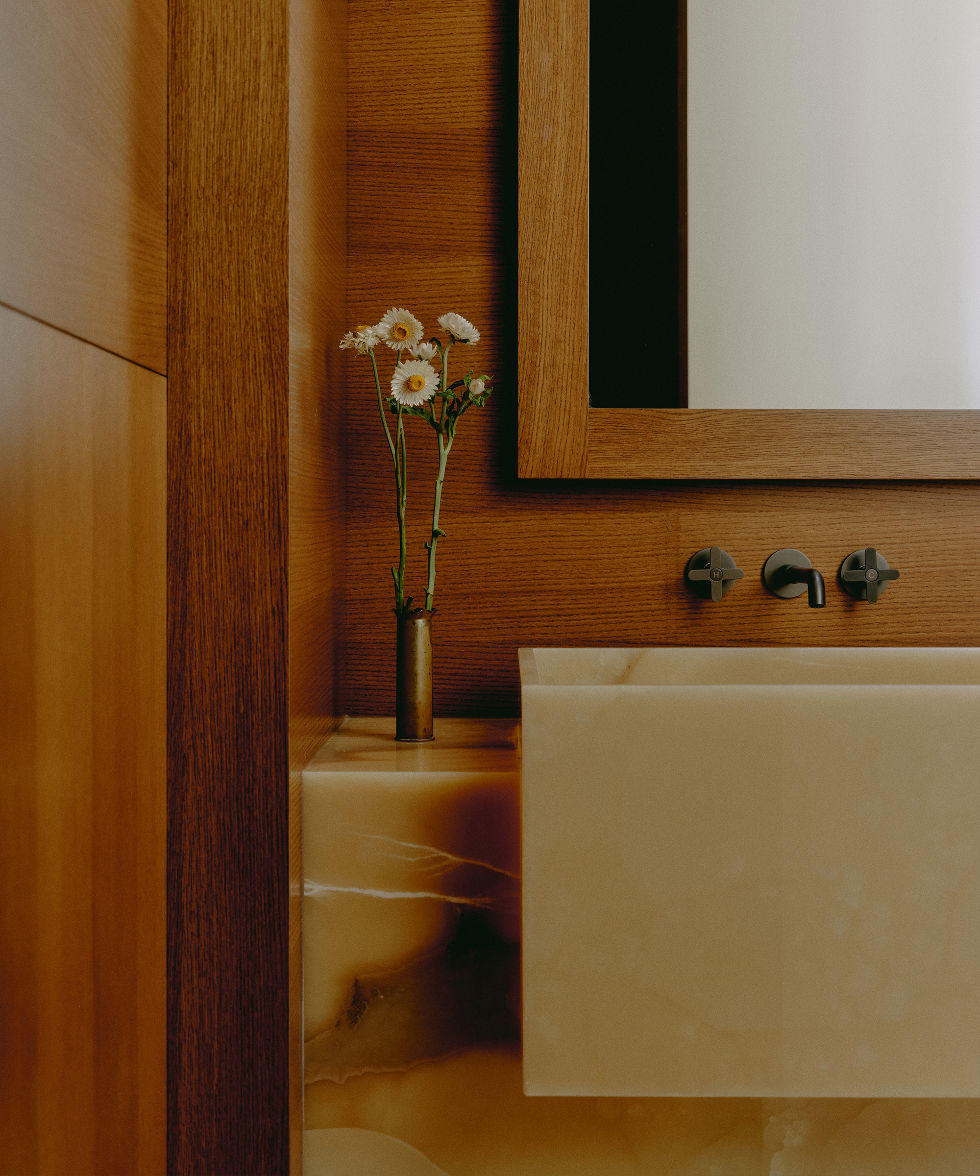 pasquale-cook-tour-bathroom-vanity