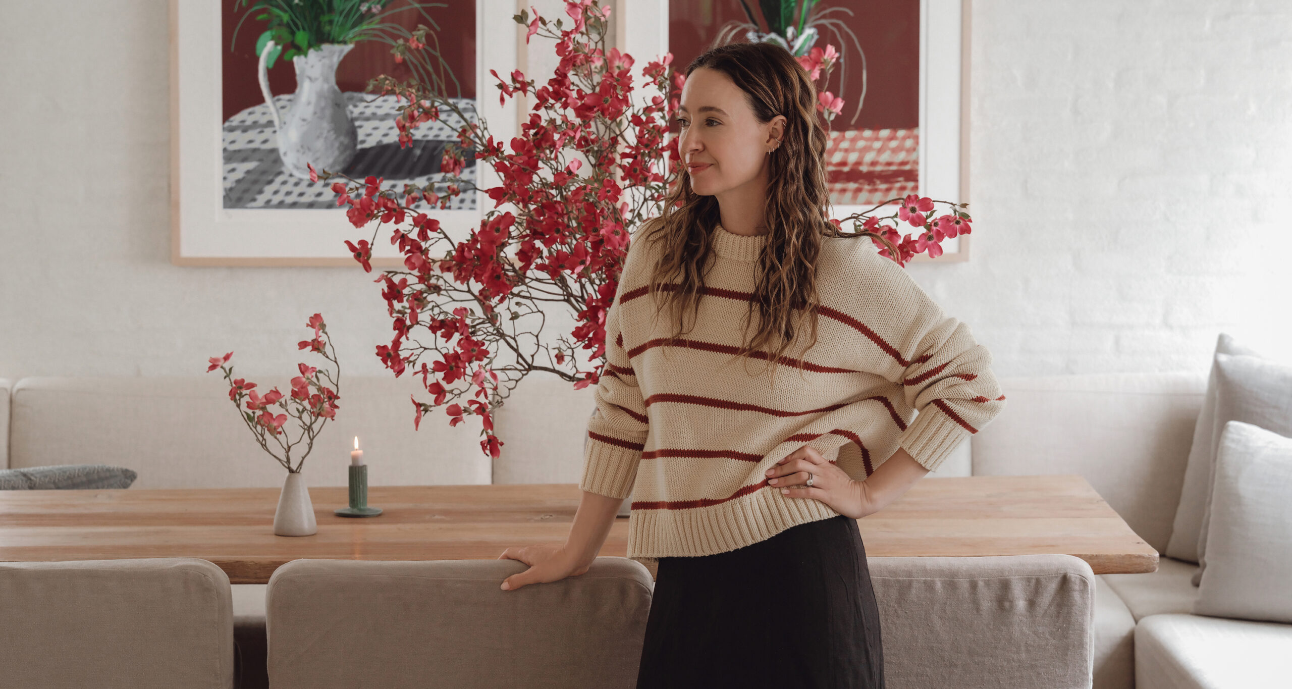 jenni-july-chloe-crewneck-sweater-dining-area