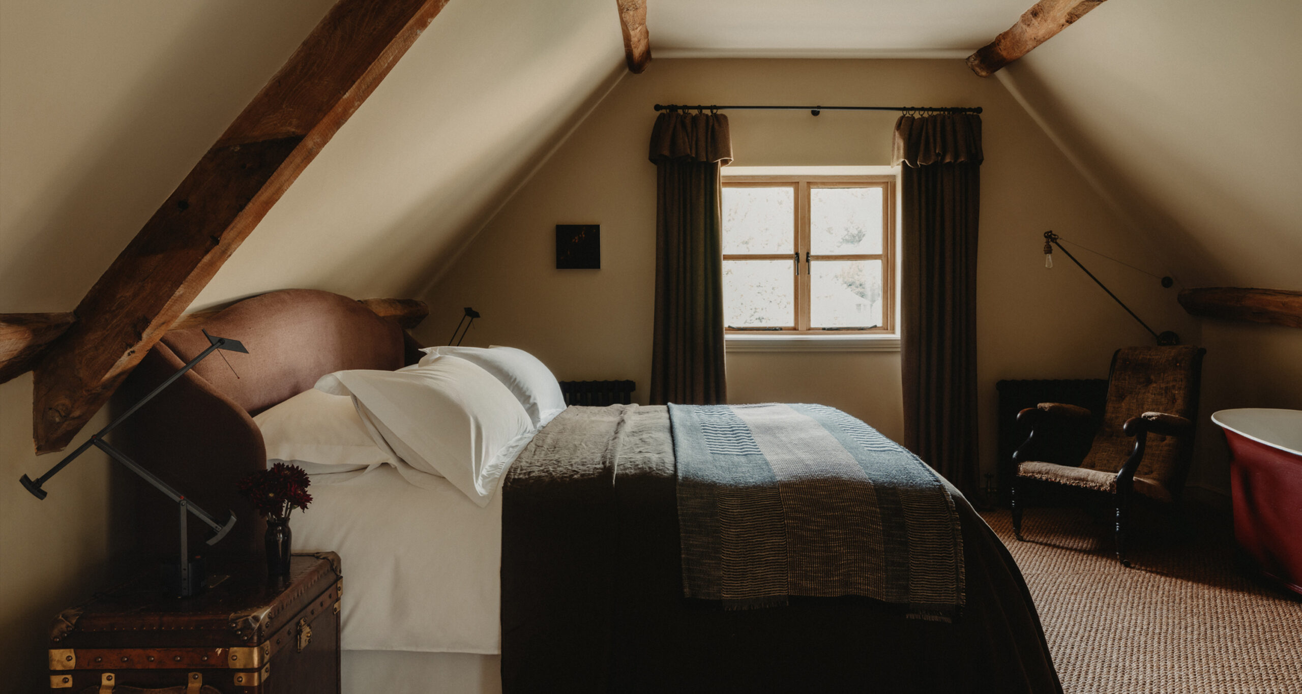 berkley-hawkes-homet-tour-guest-bedroom-brown-velvet-bed