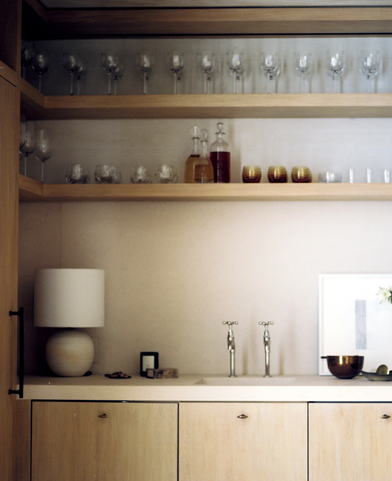 jenni-spring-moodboard-bar-area