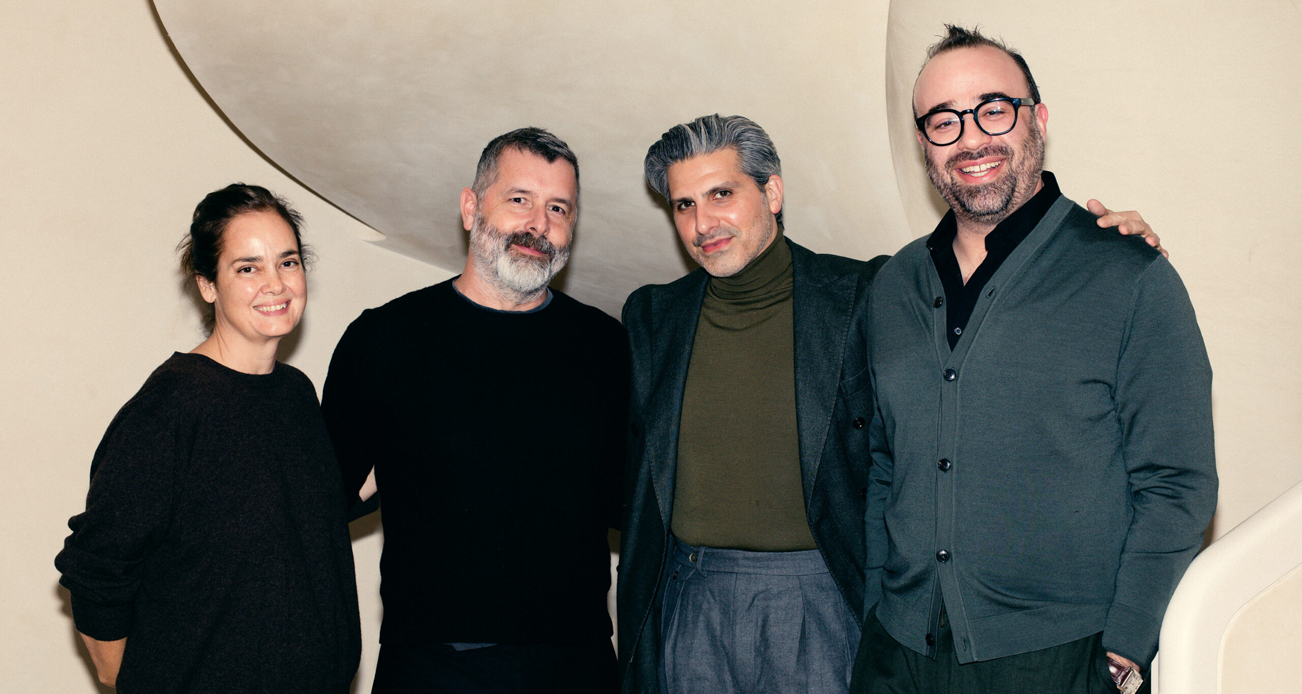 pne-event-la-guests-portrait-stairwell