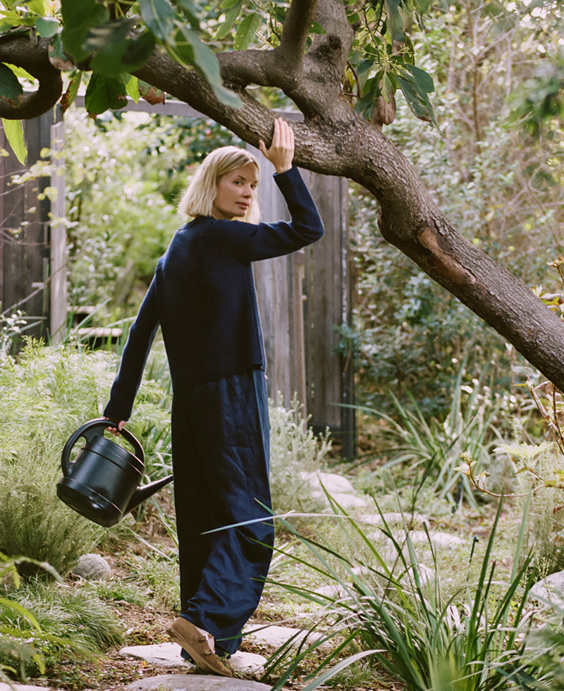 kate-parfet-outdoors-watering-can