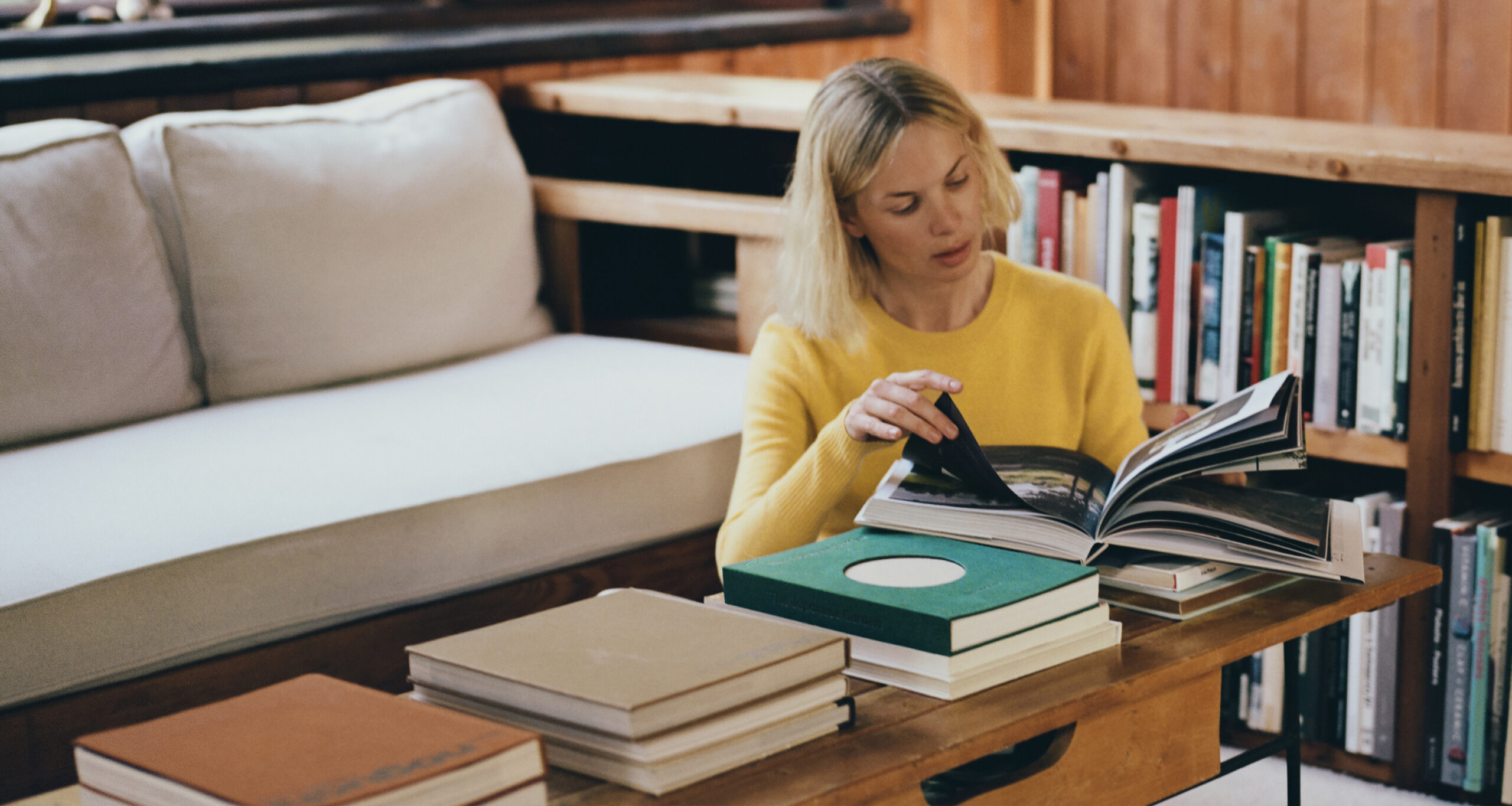 kate-parfet-reading-coffee-table-book